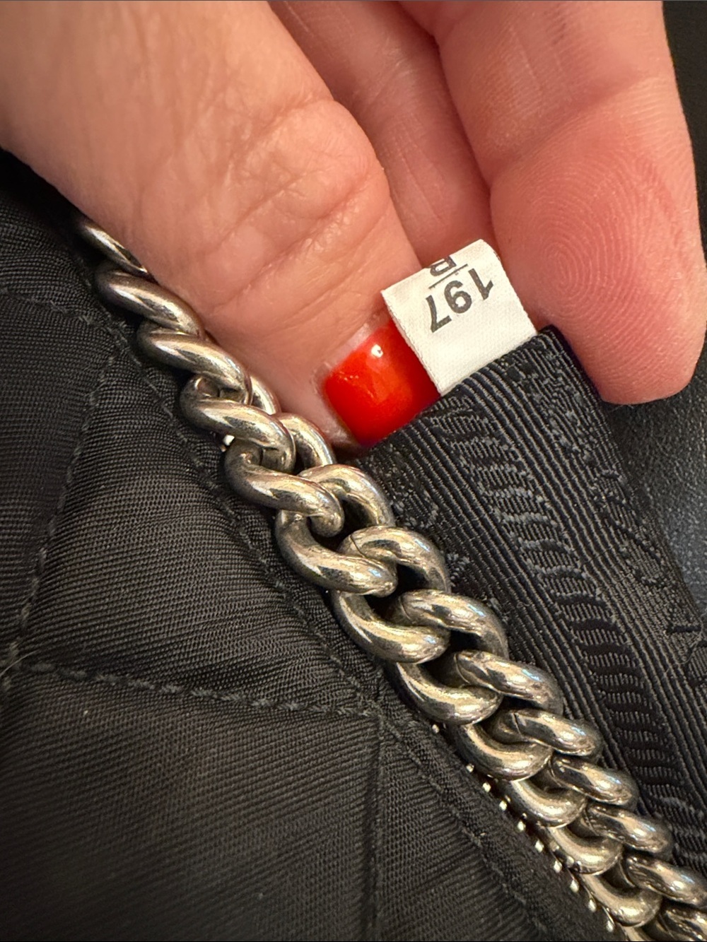 PRADA!! Authentic Prada bag! Black Quilted Nylon Bag with Silver Chain! Offers! - Picture 4 of 16